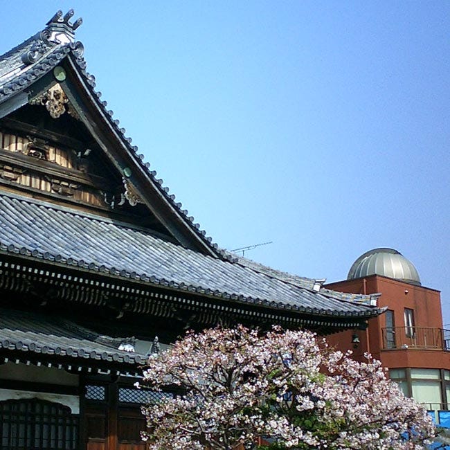 プラネターリアム銀河座でとっておきの星空デート。お寺のプラネタリウムで科学を笑おう