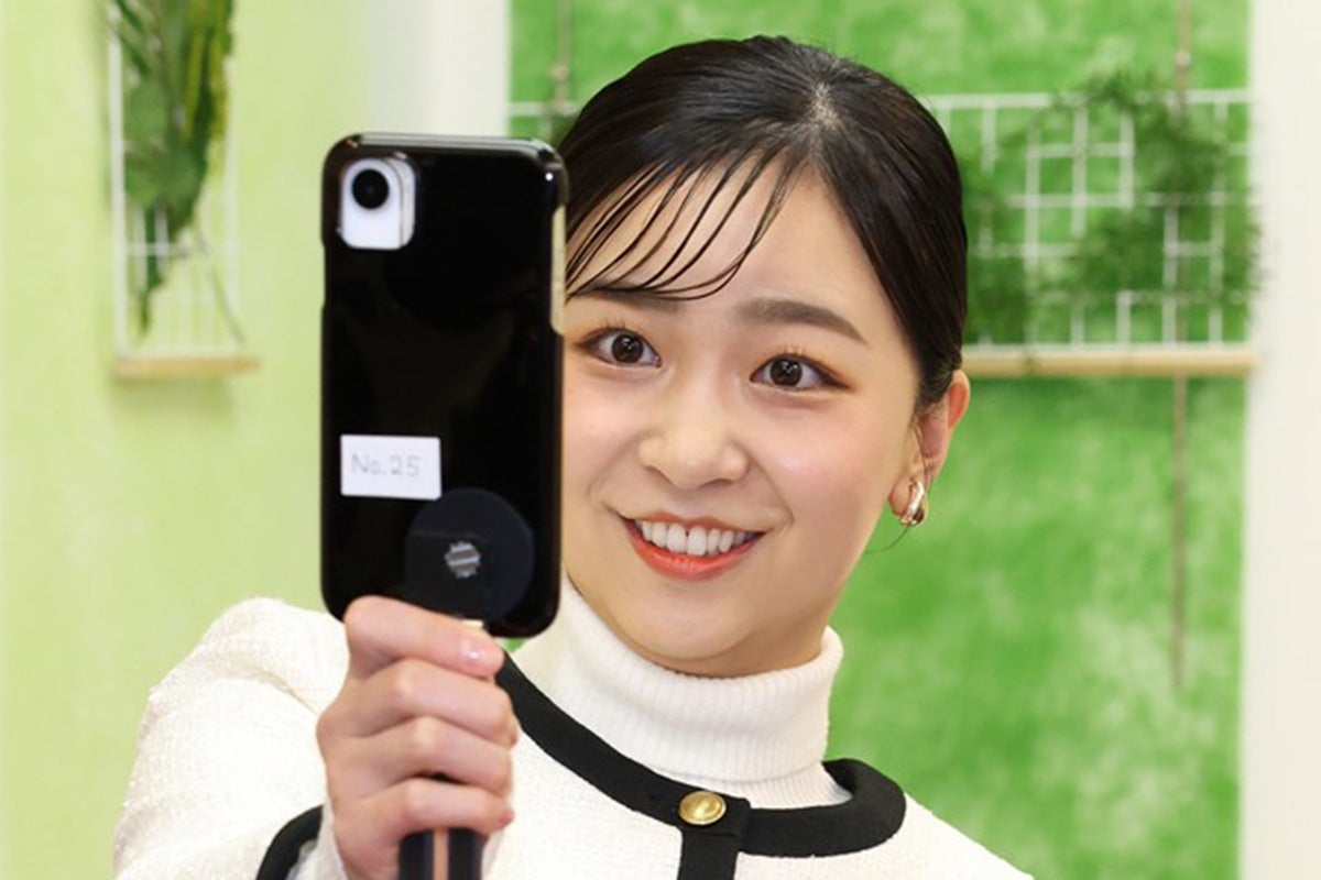 佳子さま園遊会の“真っ赤ワンピ”に「春らしくない」と一部で疑問の声も…貫かれる「赤好き」の深い理由