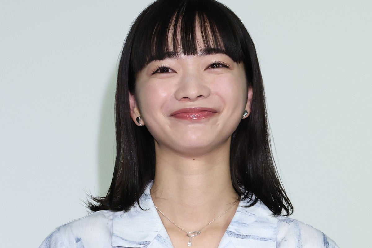 《朝ドラ秘話》見上愛クランクイン初期に起きたまさかの「病院行きトラブル」