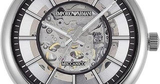 ラグジュアリーな装いに映える美しさ！【エンポリオアルマーニ】のスケルトンデザイン時計が魅せるAmazonで販売中！