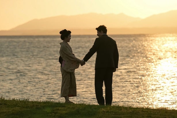 ＜ばけばけ＞高石あかり“トキ”×トミー・バストウ“ヘブン”、心が通じ合うラストに反響続出「神回すぎる」「映画のようなラスト1分」