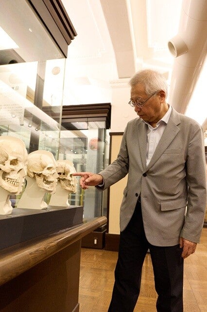 ひろゆき、篠田謙一（国立科学博物館長）に人類の歴史を学ぶ⑥「霊長類で白目があるのは人間だけ!?では人類はいつ白目を獲得したのか？」【この件について】