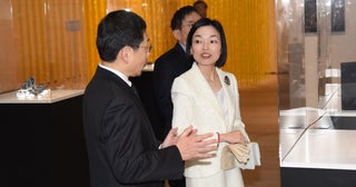 彬子女王殿下が「ポケモン×工芸展」へお成りに…技法を凝らした約80点の作品をご鑑賞