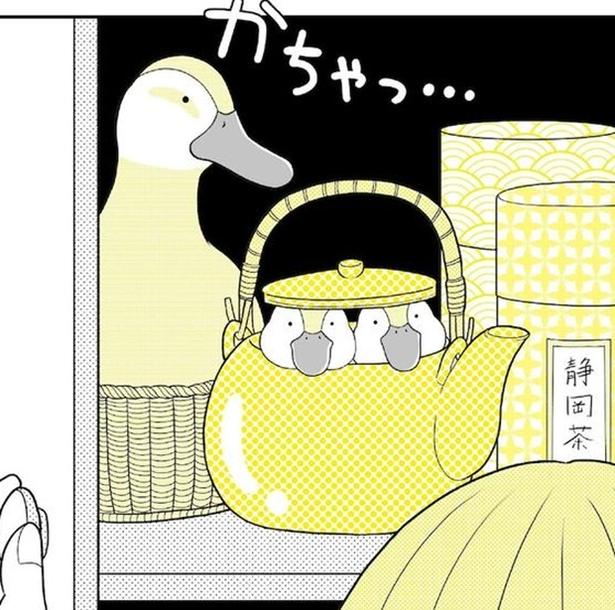 サラリーマン「僕の周りだけサバンナみたい！」公園で休んでいたら動物が包囲？！生活に支障をきたす究極の癒やし【作者に聞く】