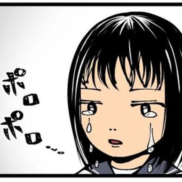 【ホラー】移動中のバスで突然泣き出した女子…隣の席に座っていた男子に向けた不気味な笑顔にゾッ！【著者インタビュー】
