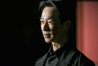 堺雅人『VIVANT』で一人3役！乃木憂助、Fに加えシンシーのメンバー・リュウ ミンシュエンに