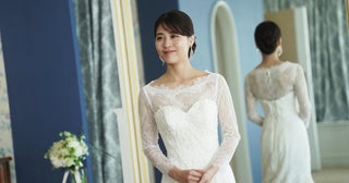 有村架純×鈴鹿央士の結婚式の撮影風景を収めた「花まんま」ブライダルメイキングムービー公開