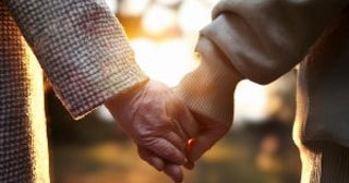 「夫の喜ぶ顔が忘れられない」85歳の患者も…“女性器の手術”に踏み切った中高年女性の本音