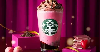 スタバ新作「ルビー ショコラ シンフォニー フラペチーノ」登場！ショコラ シンフォニーにベリーが加わったよ