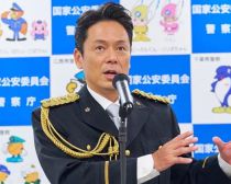 実は父親が有名俳優。『半沢直樹』でクセ強ネチネチキャラも演じた53歳俳優の“名人芸”とは