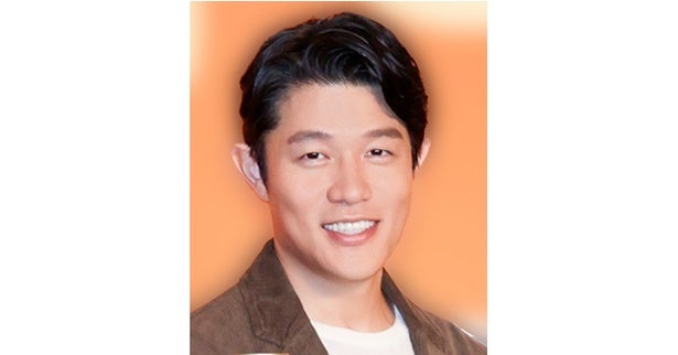 鈴木亮平が「リブート」スタートを報告TBSアナウンサーとの自撮りショット公開に「1話から衝撃」「毎週楽しみです」の声