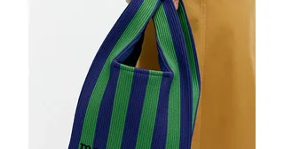 春コーデの差し色に「マリメッコ」のニットバッグはいかが？軽くて型崩れしづらく、かわいいから毎日使いたい！