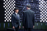 『VIVANT』日本の国防を担う“表”と“裏”がついに手を結ぶ第16話場面写真解禁
