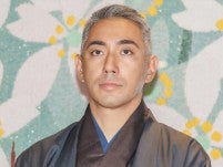 「麻央さんだー」市川團十郎、“昔のカメラ”から家族写真発見「胸が熱くなりました」