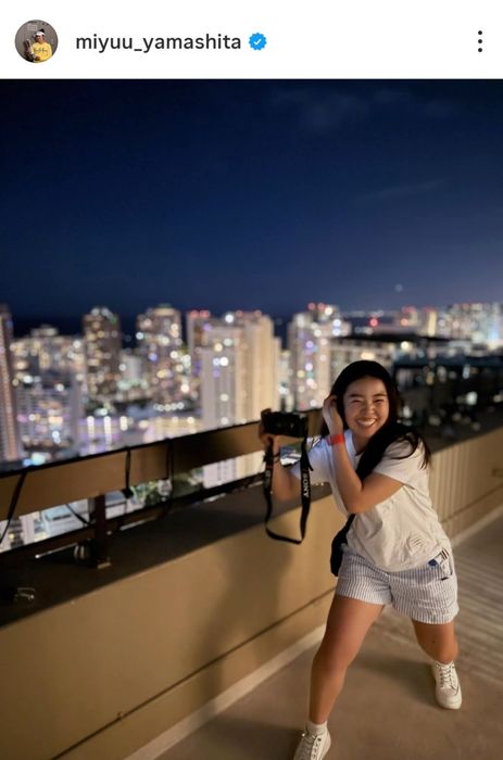 山下美夢有がハワイを満喫ハイヒール・モモコと食事会、千鳥・ノブとも遭遇！