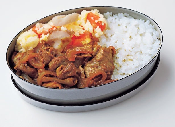 スパイシーな香りで食欲アップ！「豚肉のカレーしょうが焼き弁当」
