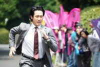 大泉洋主演『俺たちの箱根駅伝』第1話場面写真解禁“箱根駅伝”を巡る熱き闘いが動き出す！