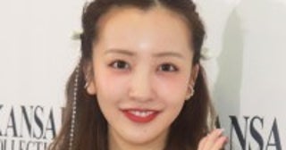 板野友美「ほんとの姉妹で」ディズニー満喫リンクコーデに「かんわいいい」「耳の形一緒」