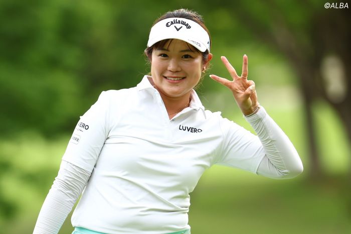 「まゆぞう25歳になりました」人気女子ゴルファーが誕生日に投稿 「これからも明るく元気をモットーに」と宣言！