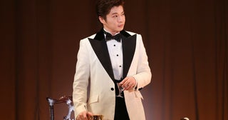田中圭主演の舞台『陽気な幽霊』、初日公演レポートとキャストコメントが到着