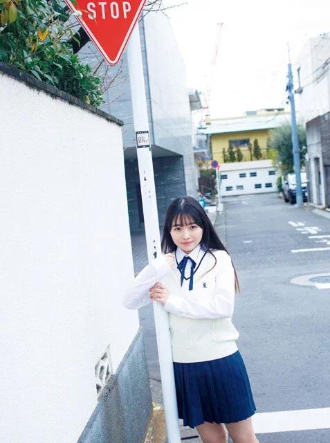 このグラビアが芸能界での初仕事！大型新人・林 美希がデビュー!!「あの形のビキニは初めてで緊張しました」