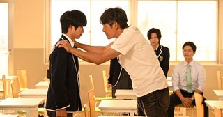 反町隆史“英吉”、ついに生徒たちにキレた 「愛を伝えようとするヤツをバカにするようなことするんじゃねぇ！」＜GTO＞