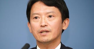 「同じ穴のムジナ」相生市長批判していた斎藤前知事と同じ“机叩き恫喝”で相次ぐドン引きの声