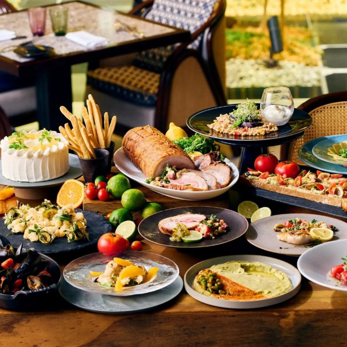 ダーワ・悠洛 京都「GRILL 54TH」で旬の味覚と炭火料理を楽しむウェルビーイングなランチビュッフェを体験