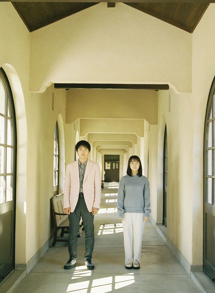 林遣都×上白石萌音、「カムカムエヴリバディ」製作陣による映画「モネ時の海を渡った絵」27年10月15日公開決定！