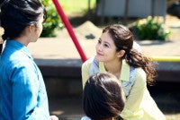 『クロスロード』第2話 “遥”今田美桜、シングルマザーとの出会いから想定外の事態へ