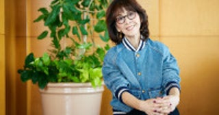 柏木由紀子、おしゃれなファッションが大人気好奇心旺盛に自分らしく“77歳の今”を楽しむ
