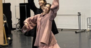 井桁弘恵、バレエダンサーと心寄り添わせ熱演！ 『SWAN -Ballet cross Reading-』稽古場リポート