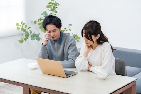 群馬への移住を考えていますが、夫は「都内勤務なら東京にも住まいを残したほうがいい」と“二拠点生活”を希望。完全移住して通勤する場合と比べ、どちらが現実的なのでしょうか？