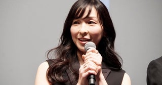 麻生久美子、キムチチゲをかけられた後のにっこり笑顔ショットに「かわいい」と反響＜魔物＞