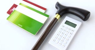 高齢の父が「いつか必要になるから」と繰越済みの通帳をずっと保管しています。繰越済みならもう使えないと思うのですが、残しておく必要はあるんでしょうか？