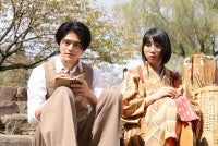 『嘘解きレトリック』第3話“左右馬”鈴鹿央士＆“鹿乃子”松本穂香、1枚の写真をめぐる珍道中へ