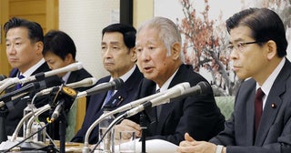 《男子が生まれなかったら》悠仁さま次世代唯一の男性皇族にかかる期待とご負担…「養子案」に潜む“本質的な欠陥”