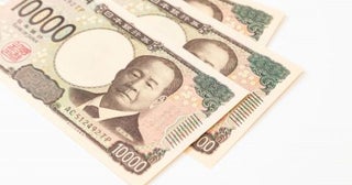 2025年は低所得者向けに「3万円の給付金」があると聞きました。わが家も家計が厳しいけど、なぜ「中間層」には給付が行われないの？ 理由を解説