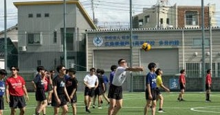 「なぜ学校に『許可』されないとダメなのか」高校のサングラス解禁に乙武洋匡氏が投じる“校則の本質”