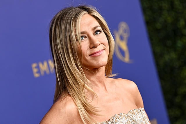 ジェニファー・アニストン、オリビア・ワイルド監督のサンタ・コメディに主演