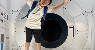 「えっ、本当に月に来た!?」親子で大興奮の没入型宇宙体験。ホテルブッフェまで楽しめる東京ドームシティの1日