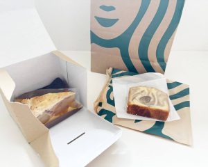 スタバ新作「秋スイーツ」3種、全部食べてみた。元店員が“唯一残念”だと思ったのは