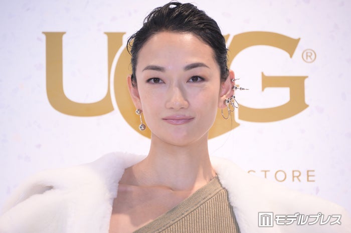 第2子出産の冨永愛、パートナーとの2ショット公開「オーラすごすぎて雑誌かと思った」「雰囲気が素敵」