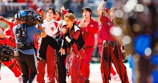 「BTSが優勝！」大不評のW杯ハーフタイムショーでBTSが見せた“ダイナマイトなファンサービス”