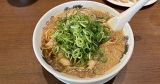 ラーメン店の倒産が過去最多に。個人店が苦戦する中、規模を拡大する“人気チェーン”の存在感