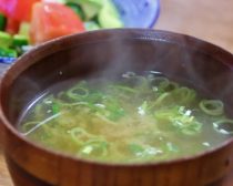 「長生きみそ汁」作り置きで“老けない人”に。医者が考えたみそ玉が大人気／腸活人気記事BEST