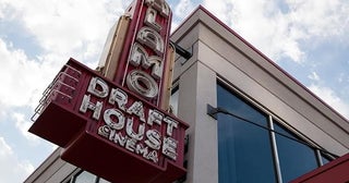 米映画館チェーン、行き場を失った映画祭作品の劇場公開に乗り出す