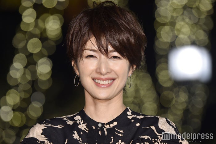 2児の母・吉瀬美智子、9歳次女の「初めての書道教室」作品多数公開「ワードセンスが秀逸」「個性的で素敵な書」と反響