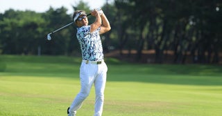 賞金王・宮本勝昌ら首位発進71歳・倉本昌弘はエージシュート【日本シニアOP】