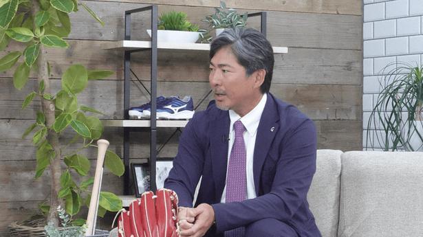 小笠原道大、“フルスイング”の原点を語る高校時代は本塁打0本、巨人移籍時のヒゲ秘話も＜プロ野球 レジェン堂＞